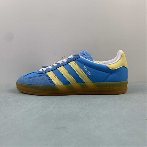 T  Adidas GAZELLE  IE2960  36-45